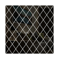Decore sua casa com estilo usando adesivos de espelho 3D de acrílico em formato de diamantes e triângulos. Fáceis de aplicar, ampliam o espaço e criam visuais modernos.