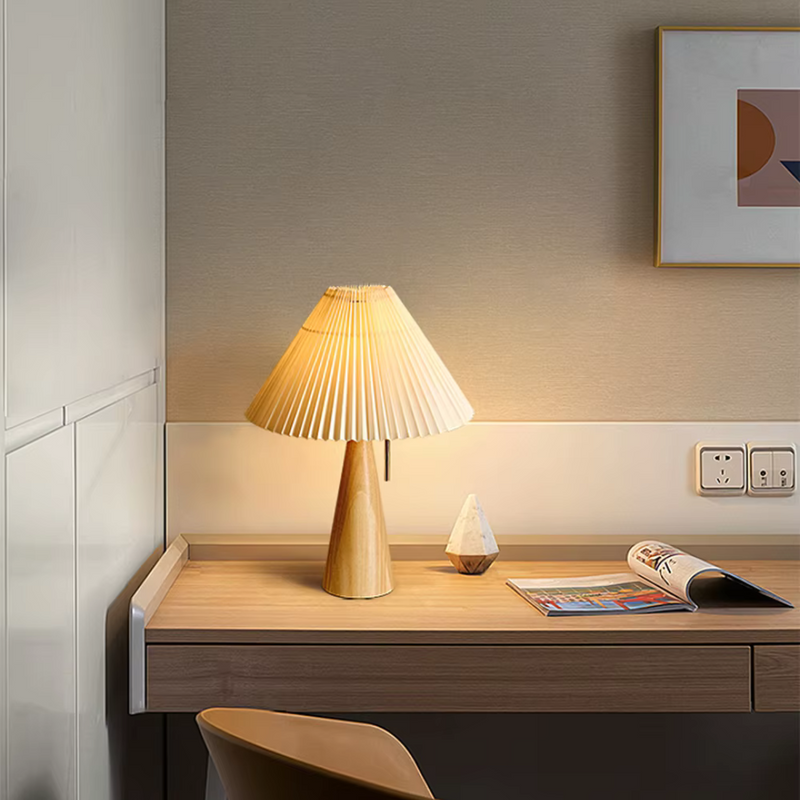 Luminária de Mesa para Leitura em Madeira