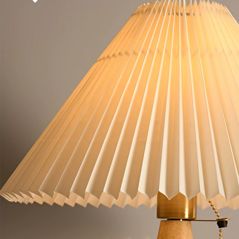 Luminária de Mesa para Leitura em Madeira