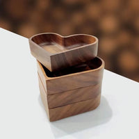 Prato em Forma de Coração de Madeira Nogueira – Bandeja Decorativa Multiuso